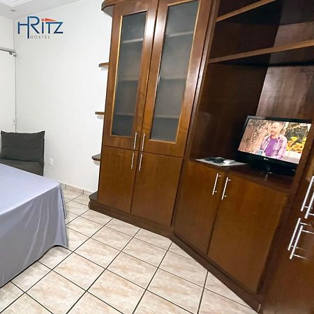 Ritz Hostel Araçatuba Esterno foto
