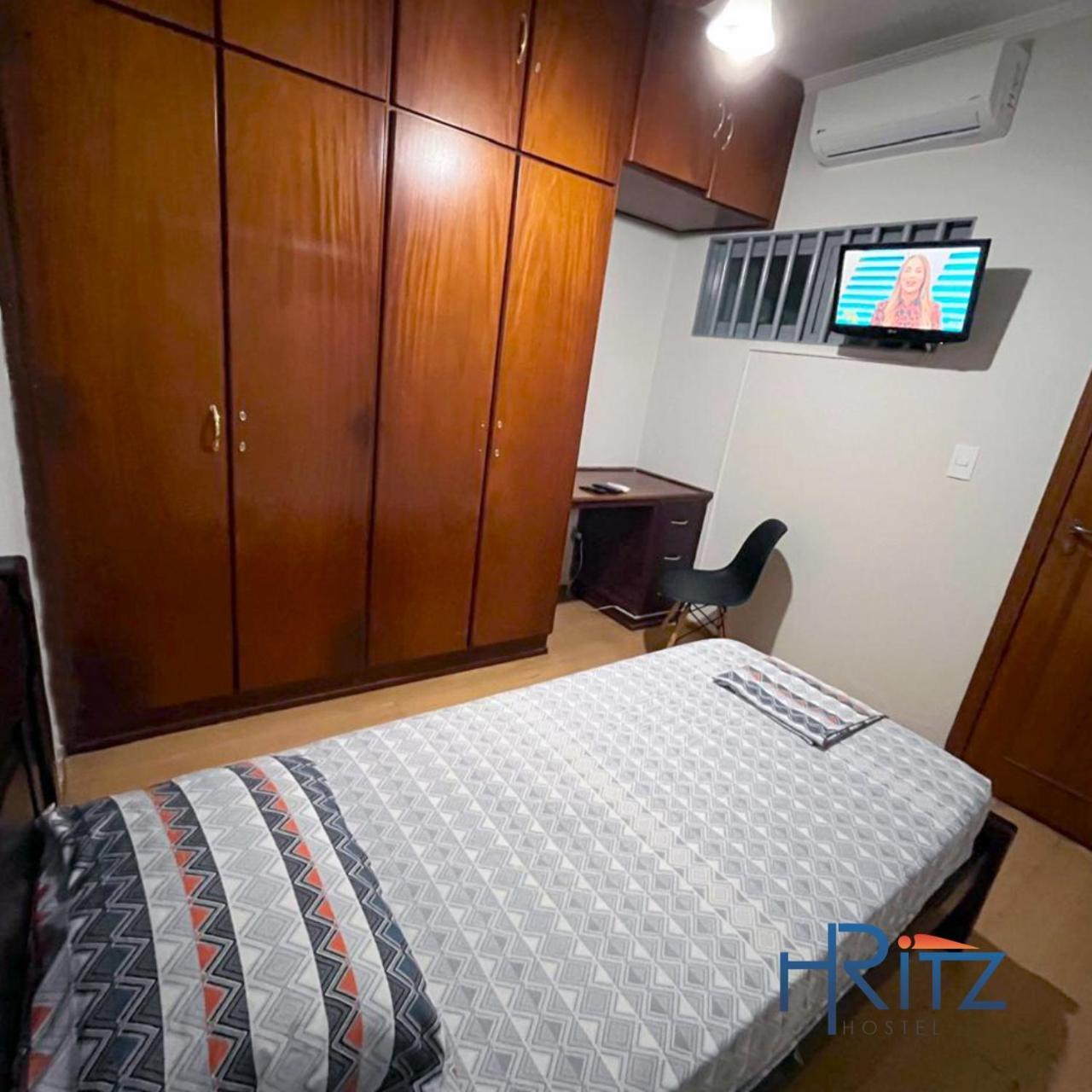 Ritz Hostel Araçatuba Esterno foto